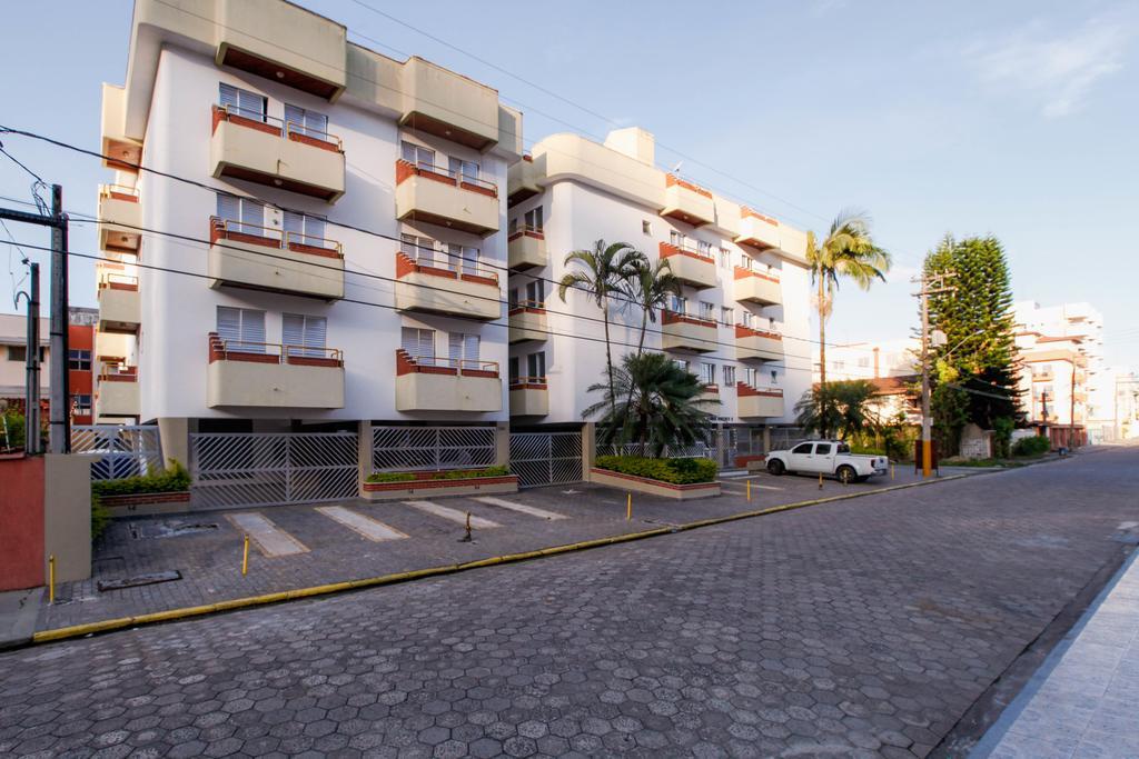 Edificio Ximenes II Apartment Ubatuba Luaran gambar